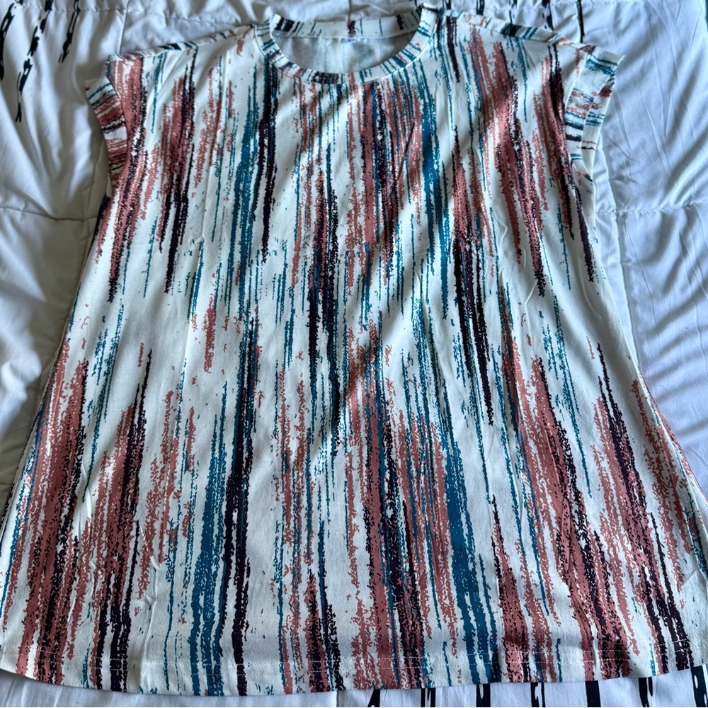 White, Pink, and Blue Cap Sleeve Tee | Large